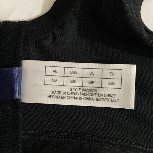 Fox& Royal - Picture 7 of 10